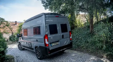 DRIVE540_exterior_front