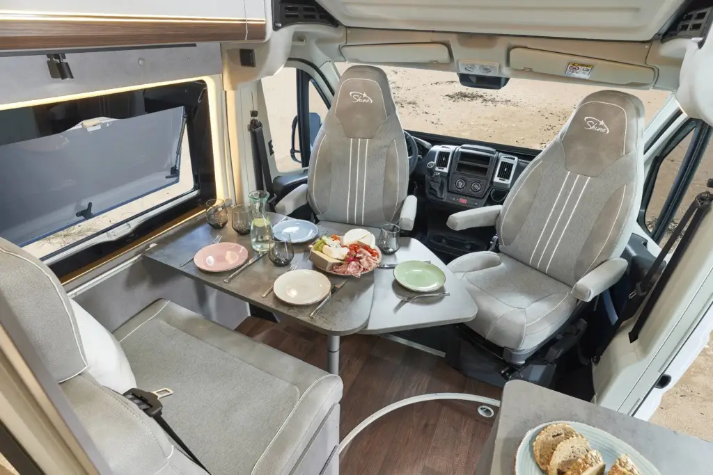 summit-600-asientos-min